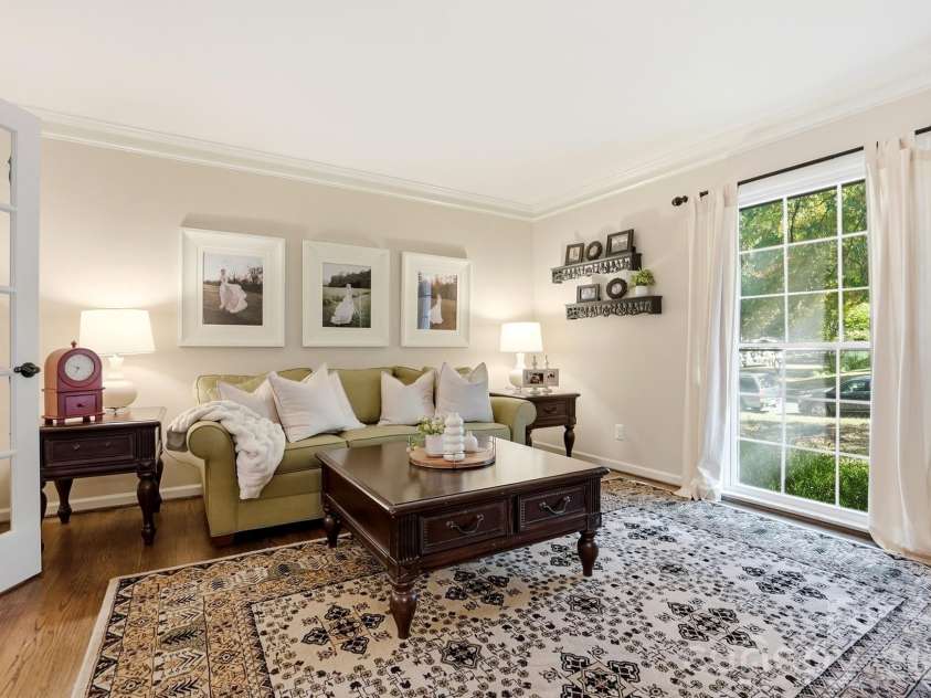 434 Chadmore Drive, Charlotte, NC 28270.  MLS# CAR4364807, YatesRealty ID 8438. 