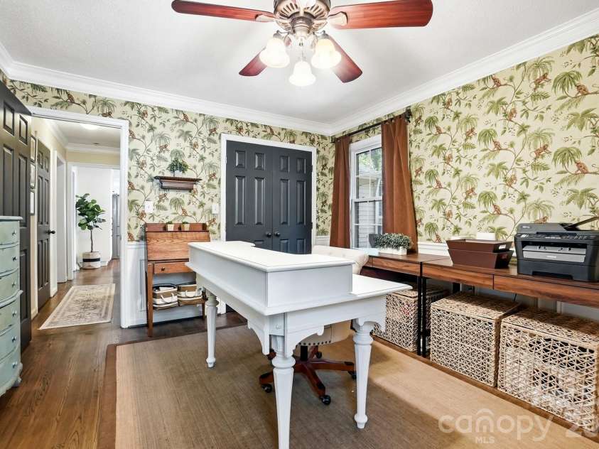 434 Chadmore Drive, Charlotte, NC 28270.  MLS# CAR4364807, YatesRealty ID 8438. 