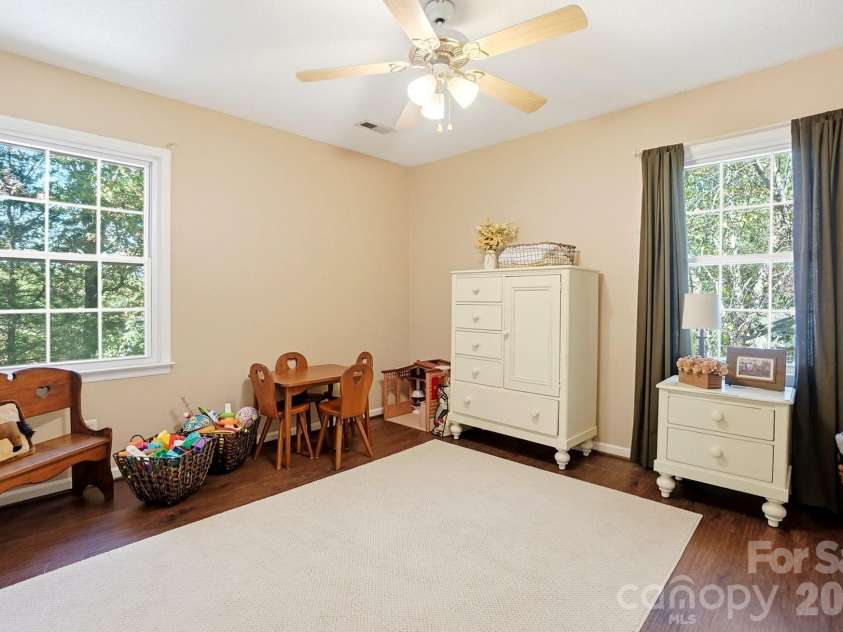434 Chadmore Drive, Charlotte, NC 28270.  MLS# CAR4364807, YatesRealty ID 8438. 
