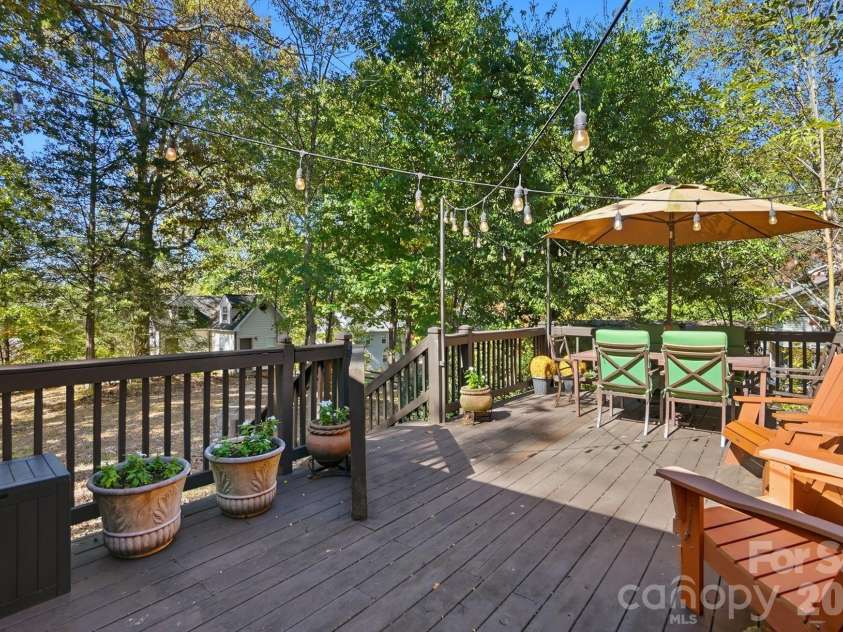 434 Chadmore Drive, Charlotte, NC 28270.  MLS# CAR4364807, YatesRealty ID 8438. 