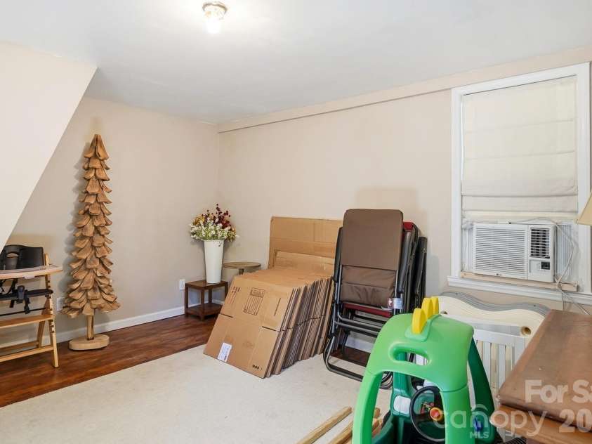 434 Chadmore Drive, Charlotte, NC 28270.  MLS# CAR4364807, YatesRealty ID 8438. 