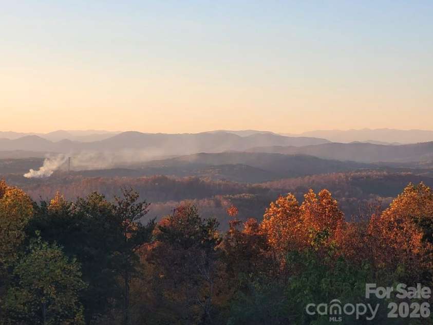 146 Sarinac Drive, Bostic, NC 28018.  MLS# CAR4327091, YatesRealty ID 844. Beautiful views all year round