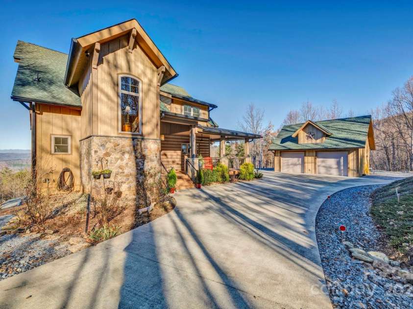 146 Sarinac Drive, Bostic, NC 28018.  MLS# CAR4327091, YatesRealty ID 844. This custom built 2019 built home offers year round views to enjoy throughout the changing light of the day