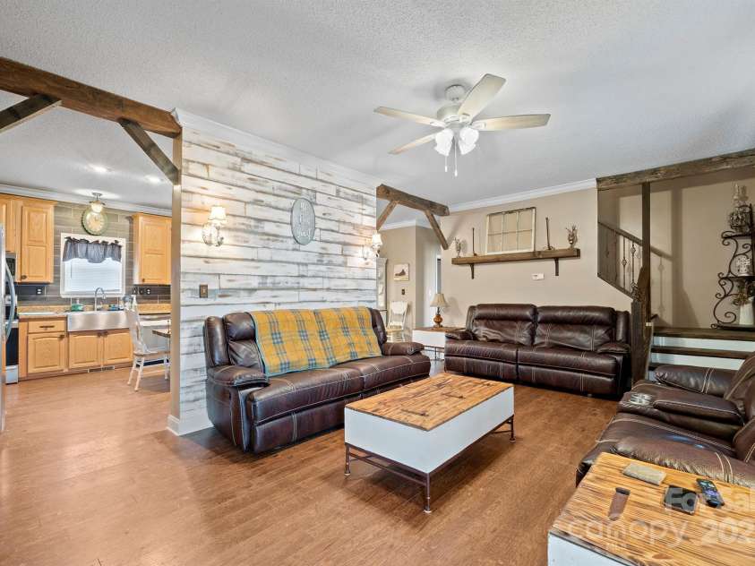 515 Brawley Road, Cleveland, NC 27013.  MLS# CAR4220635, YatesRealty ID 844. Living Room