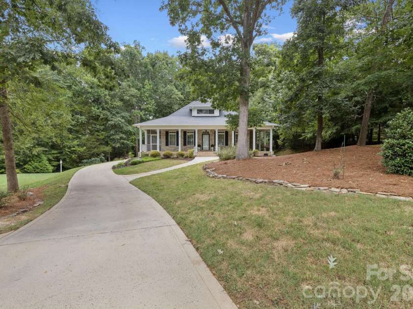 8834 Wingard Road, Waxhaw, NC 28173.  MLS# CAR4357516, YatesRealty ID 8440. 