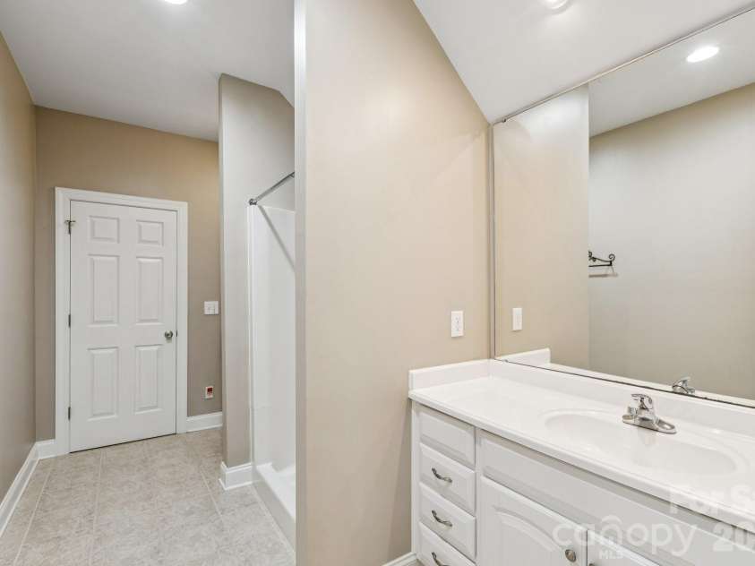 8834 Wingard Road, Waxhaw, NC 28173.  MLS# CAR4357516, YatesRealty ID 8440. 