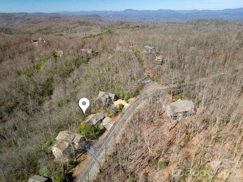 416 Kanasgowa Drive, Brevard, NC 28712.  MLS# CAR4357629, YatesRealty ID 8441. 