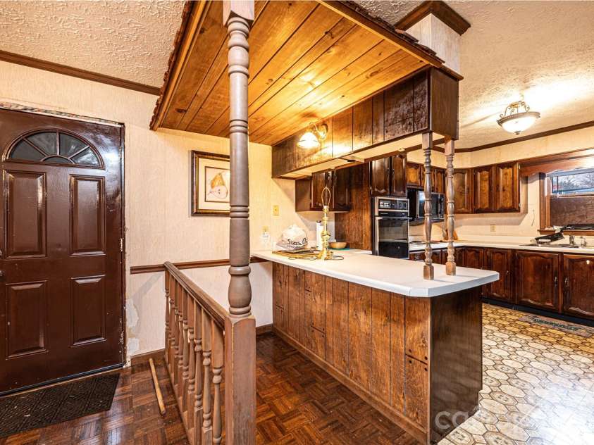 7141 Knobs Landing, Connelly Springs, NC 28612.  MLS# CAR4353694, YatesRealty ID 8442. 