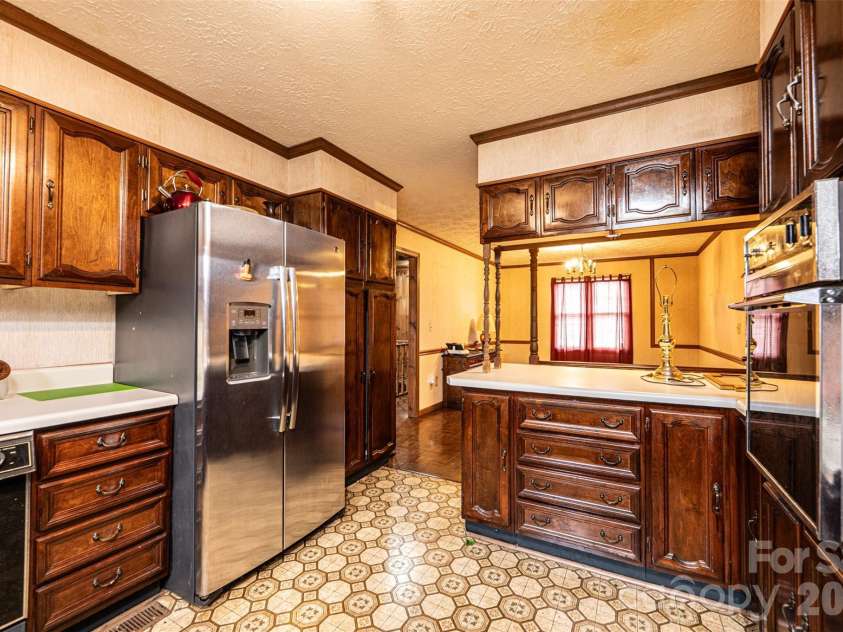 7141 Knobs Landing, Connelly Springs, NC 28612.  MLS# CAR4353694, YatesRealty ID 8442. 