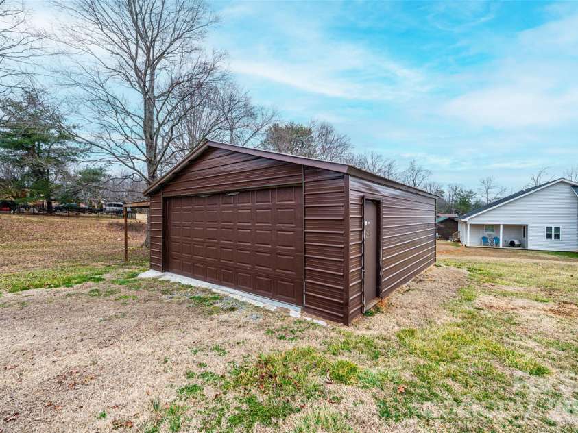 7141 Knobs Landing, Connelly Springs, NC 28612.  MLS# CAR4353694, YatesRealty ID 8442. Outbuilding