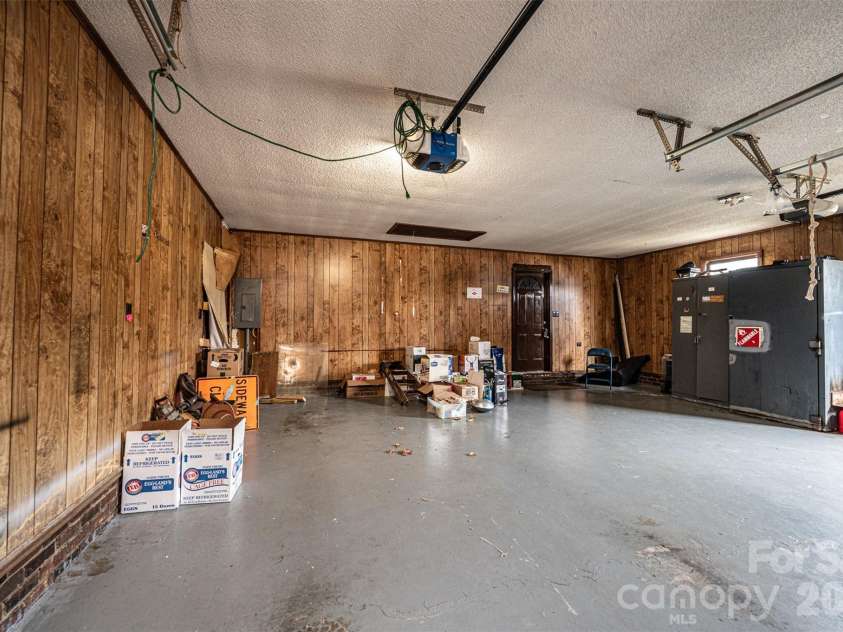 7141 Knobs Landing, Connelly Springs, NC 28612.  MLS# CAR4353694, YatesRealty ID 8442. Two Car Garage