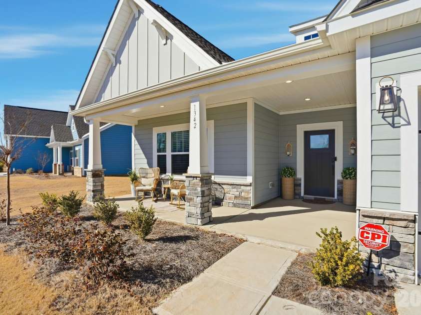 1342 Links Crossing Drive, Monroe, NC 28112.  MLS# CAR4341634, YatesRealty ID 8443. Front Porch