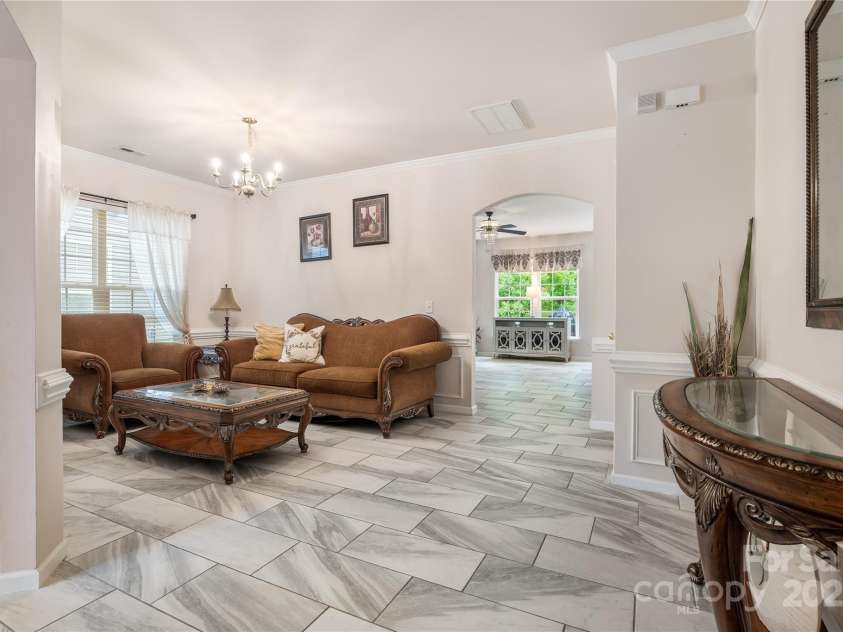 16219 Long Talon Way, Charlotte, NC 28273.  MLS# CAR4248140, YatesRealty ID 8444. 