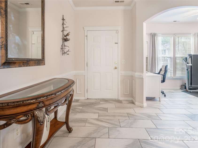 16219 Long Talon Way, Charlotte, NC 28273.  MLS# CAR4248140, YatesRealty ID 8444. 