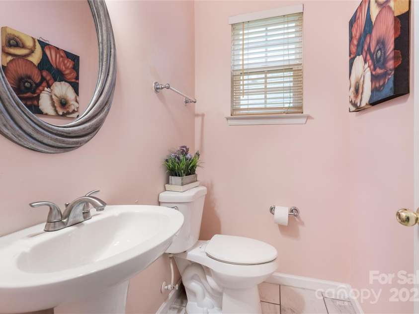 16219 Long Talon Way, Charlotte, NC 28273.  MLS# CAR4248140, YatesRealty ID 8444. 