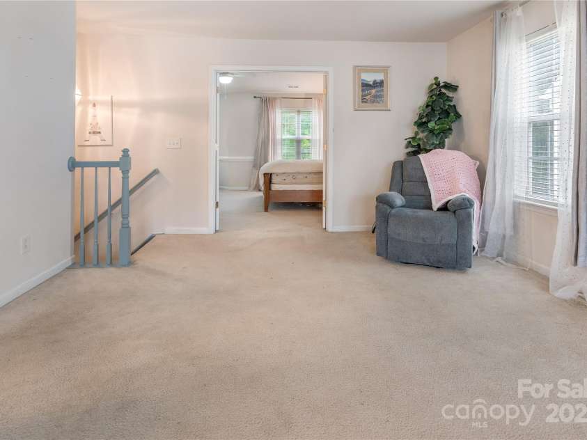 16219 Long Talon Way, Charlotte, NC 28273.  MLS# CAR4248140, YatesRealty ID 8444. 