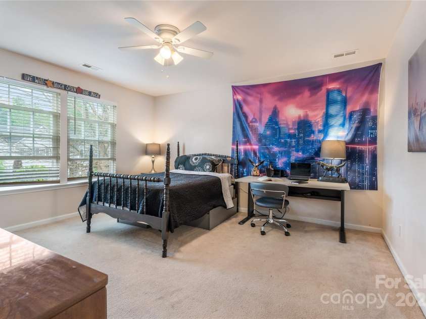 16219 Long Talon Way, Charlotte, NC 28273.  MLS# CAR4248140, YatesRealty ID 8444. 