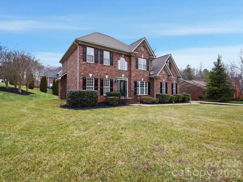 9701 Julliard Drive, Mint Hill, NC 28227.  MLS# CAR4344353, YatesRealty ID 8444. 