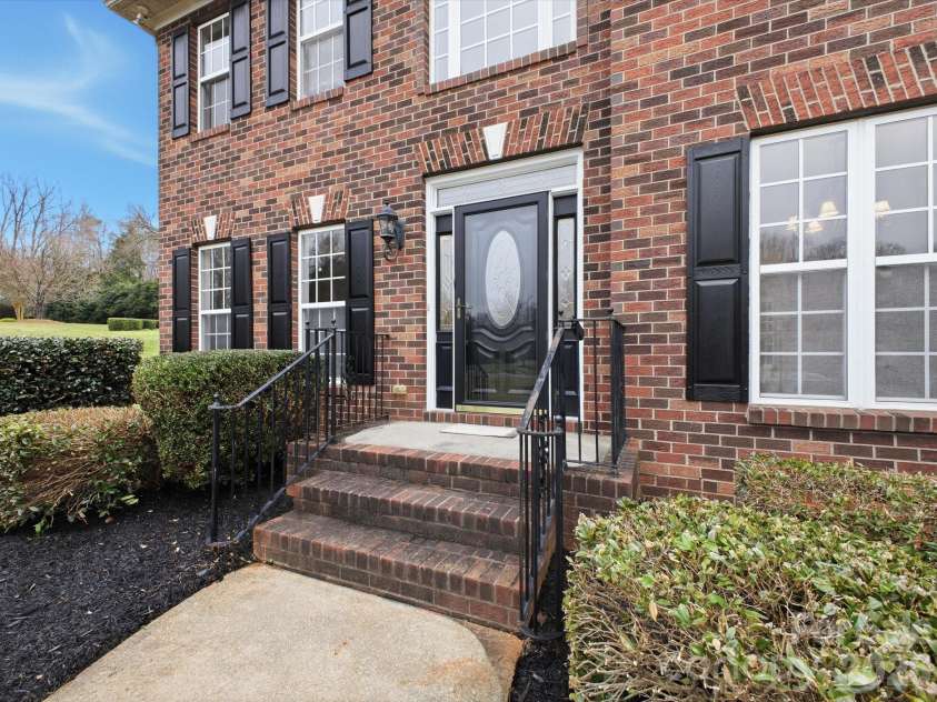 9701 Julliard Drive, Mint Hill, NC 28227.  MLS# CAR4344353, YatesRealty ID 8444. 
