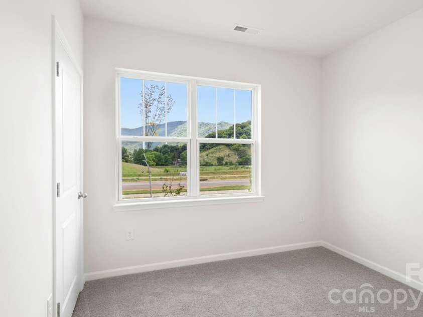 111 Ridgehaven Drive, Waynesville, NC 28786.  MLS# CAR4329129, YatesRealty ID 8446. 