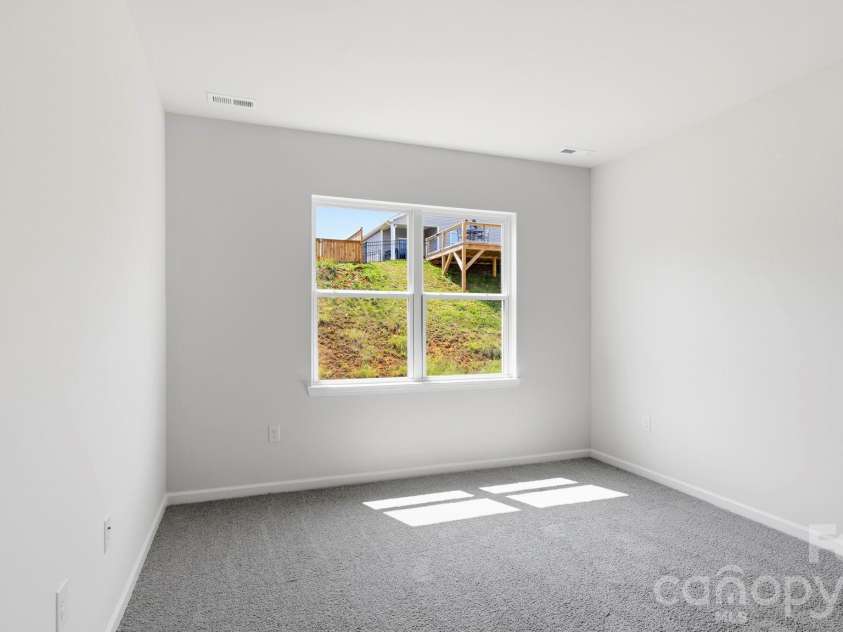111 Ridgehaven Drive, Waynesville, NC 28786.  MLS# CAR4329129, YatesRealty ID 8446. 