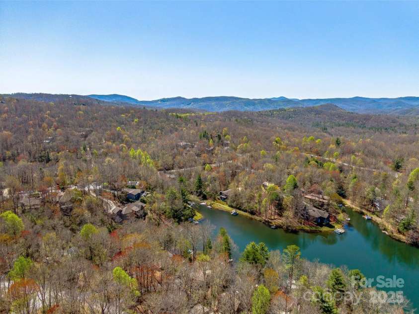 46 Kassahola Drive, Brevard, NC 28712.  MLS# CAR4238567, YatesRealty ID 8446. 