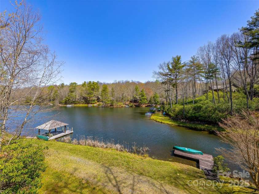 46 Kassahola Drive, Brevard, NC 28712.  MLS# CAR4238567, YatesRealty ID 8446. 