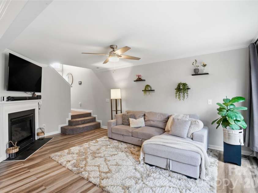 8729 Fox Chase Lane, Charlotte, NC 28269.  MLS# CAR4349672, YatesRealty ID 8448. 