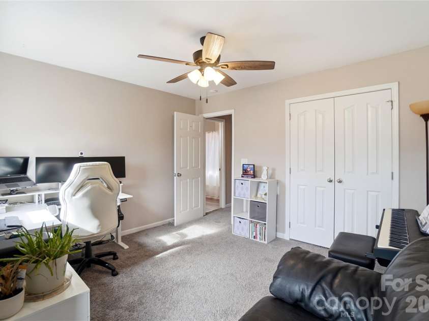 8729 Fox Chase Lane, Charlotte, NC 28269.  MLS# CAR4349672, YatesRealty ID 8448. 
