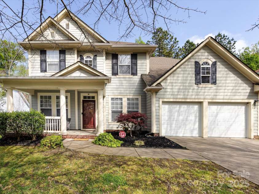 8830 Beaver Creek Drive, Charlotte, NC 28269.  MLS# CAR4233307, YatesRealty ID 8449. 