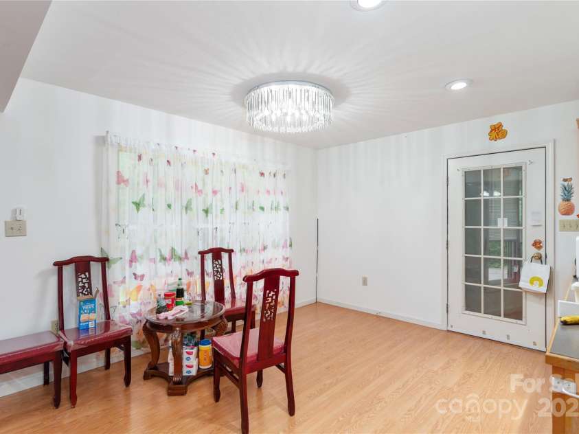 98 Choga Ridge, Whittier, NC 28789.  MLS# CAR4270600, YatesRealty ID 845. 