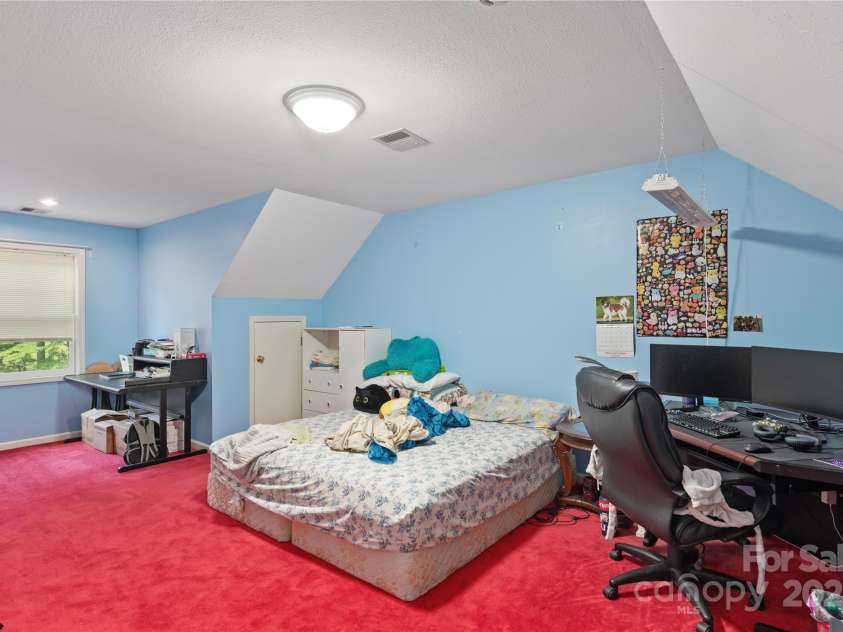 98 Choga Ridge, Whittier, NC 28789.  MLS# CAR4270600, YatesRealty ID 845. 