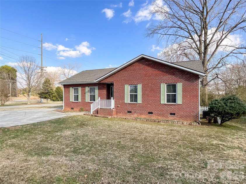 1812 Icemorlee Street, Monroe, NC 28110.  MLS# CAR4352837, YatesRealty ID 8450. 