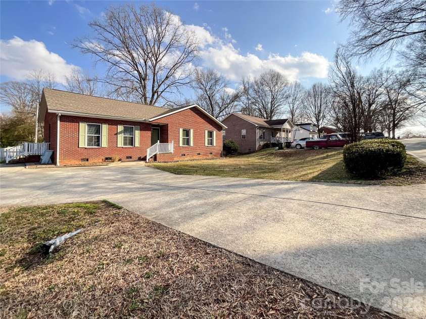 1812 Icemorlee Street, Monroe, NC 28110.  MLS# CAR4352837, YatesRealty ID 8450. 