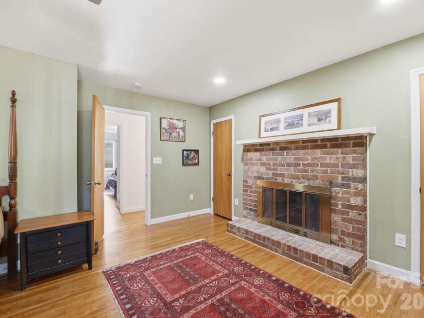 11715 Timber Ridge Road, Charlotte, NC 28213.  MLS# CAR4363078, YatesRealty ID 8453. 