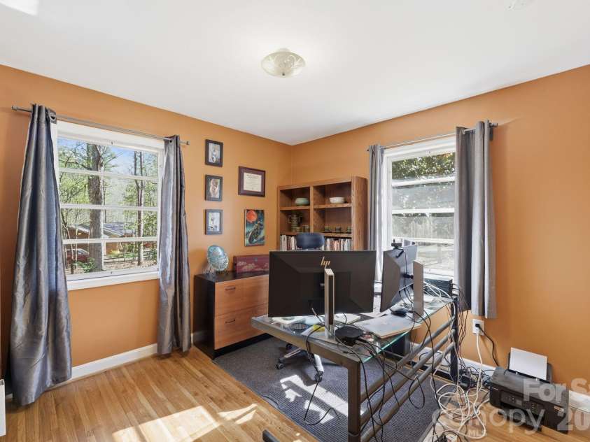 11715 Timber Ridge Road, Charlotte, NC 28213.  MLS# CAR4363078, YatesRealty ID 8453. 