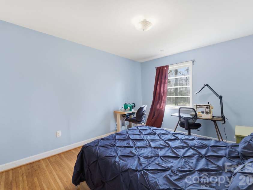 11715 Timber Ridge Road, Charlotte, NC 28213.  MLS# CAR4363078, YatesRealty ID 8453. 