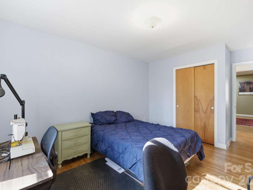 11715 Timber Ridge Road, Charlotte, NC 28213.  MLS# CAR4363078, YatesRealty ID 8453. 
