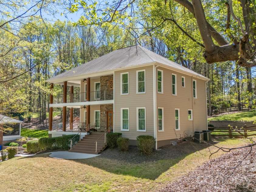 345 Beaten Path Road, Mooresville, NC 28117.  MLS# CAR4363250, YatesRealty ID 8454. 