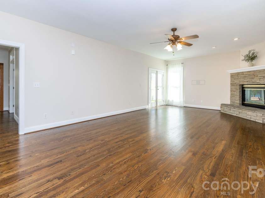 345 Beaten Path Road, Mooresville, NC 28117.  MLS# CAR4363250, YatesRealty ID 8454. 