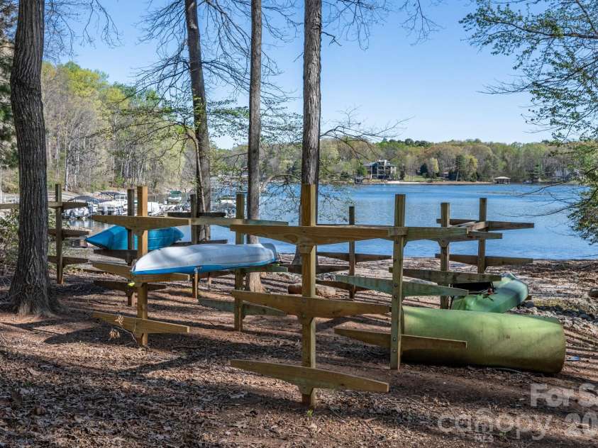 345 Beaten Path Road, Mooresville, NC 28117.  MLS# CAR4363250, YatesRealty ID 8454. 
