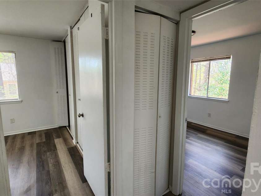 133 Orchard Trace Lane, Charlotte, NC 28213.  MLS# CAR4364475, YatesRealty ID 8455. 