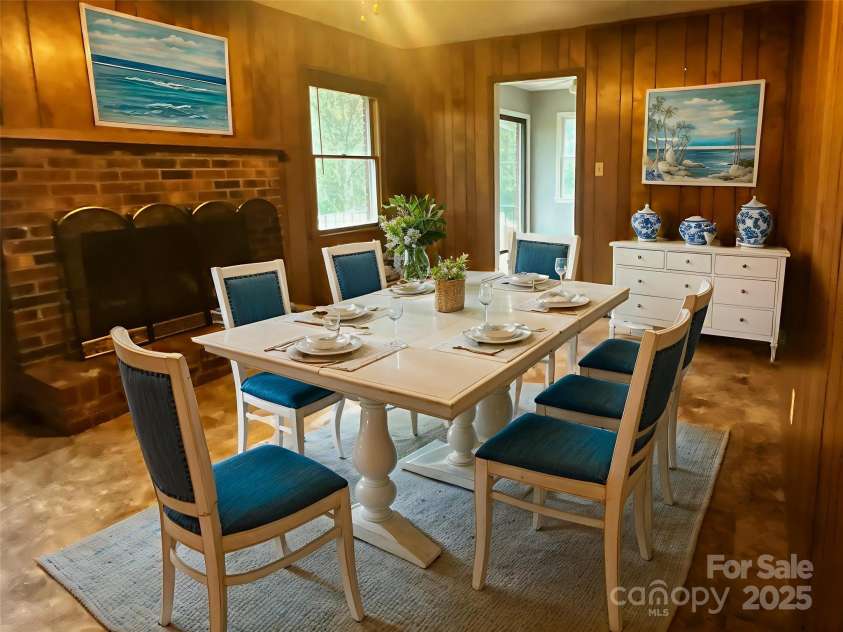 328 Melody Lane, Saluda, NC 28773.  MLS# CAR4282842, YatesRealty ID 8455. Virtually staged for dining room