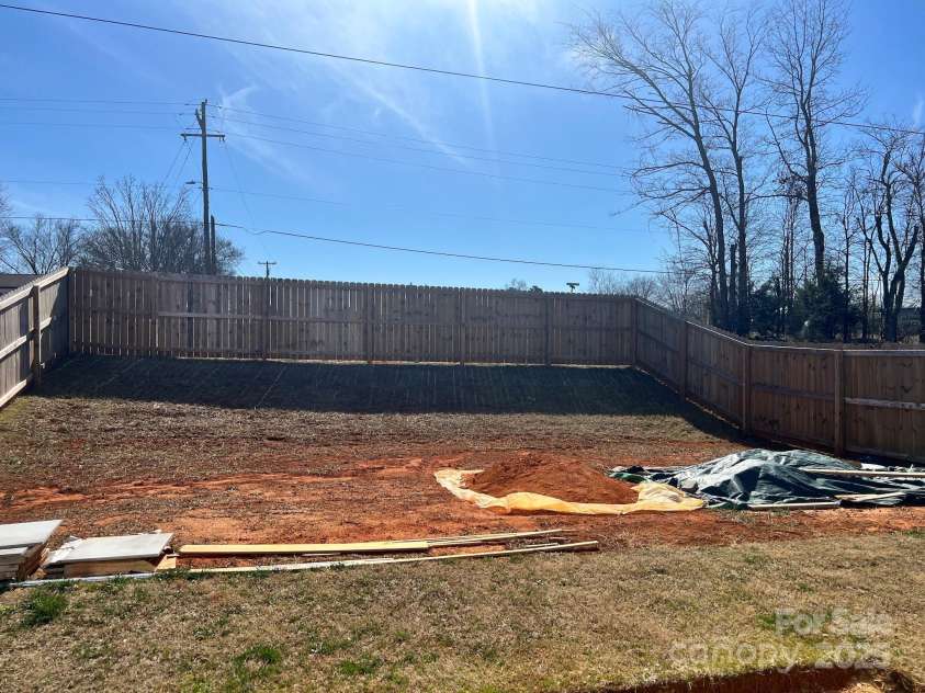 329 Aniston Lane, Shelby, NC 28152.  MLS# CAR4225961, YatesRealty ID 8457. Back Yard