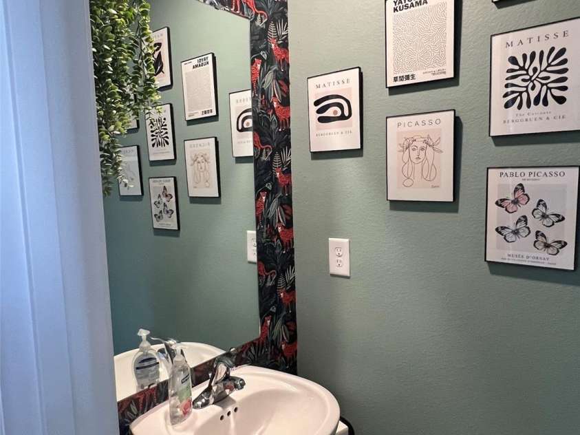 329 Aniston Lane, Shelby, NC 28152.  MLS# CAR4225961, YatesRealty ID 8457. Half Bath on Main Level