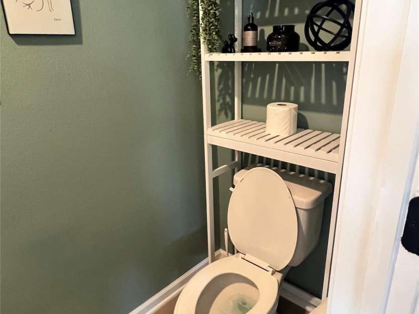 329 Aniston Lane, Shelby, NC 28152.  MLS# CAR4225961, YatesRealty ID 8457. Half Bath on Main Level