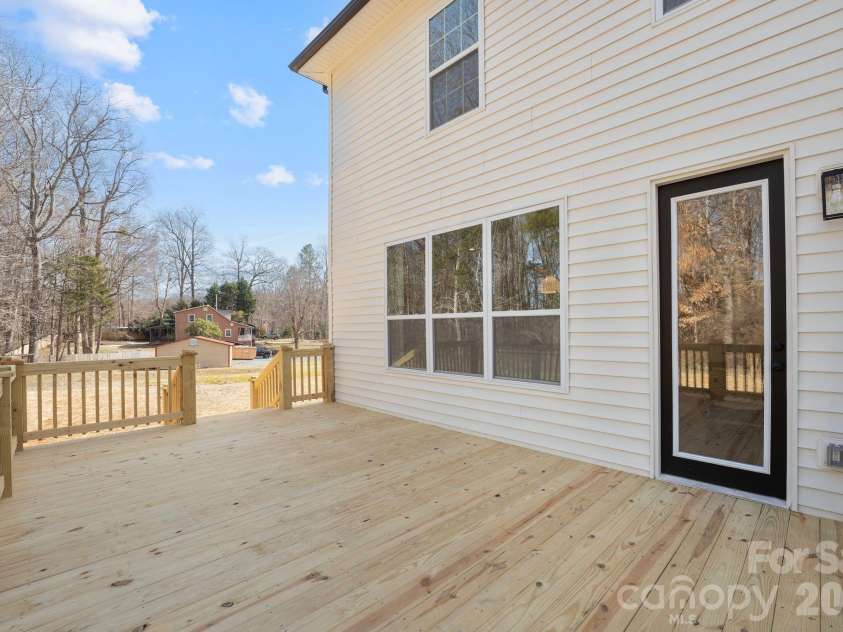 6024 Lake Road, Mint Hill, NC 28227.  MLS# CAR4365277, YatesRealty ID 8457. 