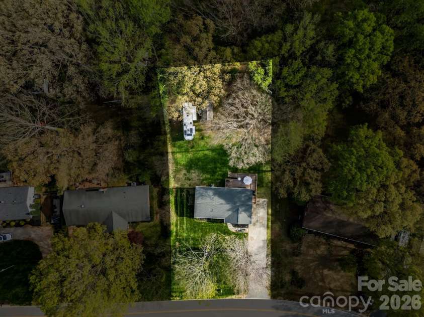 206 Cottage Place, York, SC 29745.  MLS# CAR4360174, YatesRealty ID 8458. 