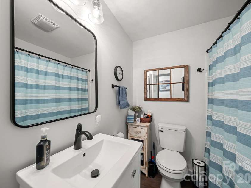 206 Cottage Place, York, SC 29745.  MLS# CAR4360174, YatesRealty ID 8458. 