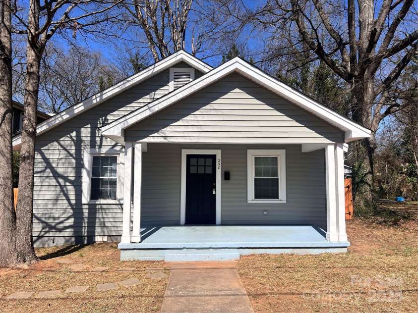 238 Coxe Avenue, Charlotte, NC 28208.  MLS# CAR4215769, YatesRealty ID 8458. 
